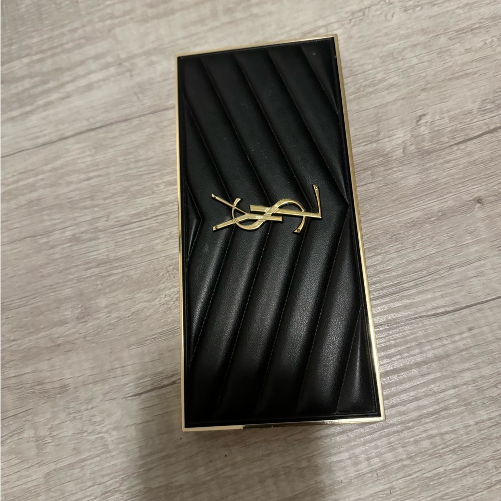 YSL - Picture 2 of 8